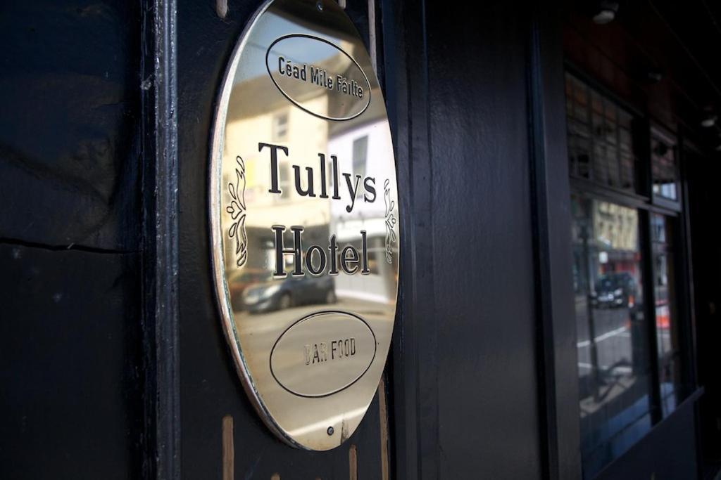 Tully'S Hotel Castlerea Экстерьер фото