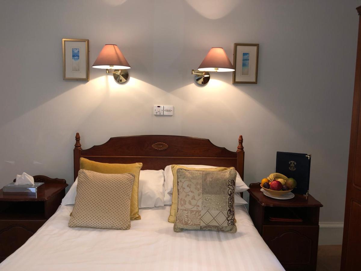 Tully'S Hotel Castlerea Экстерьер фото